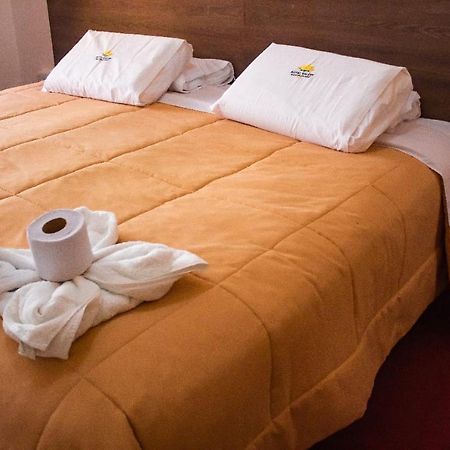 Hotel Valery II Уарас Экстерьер фото