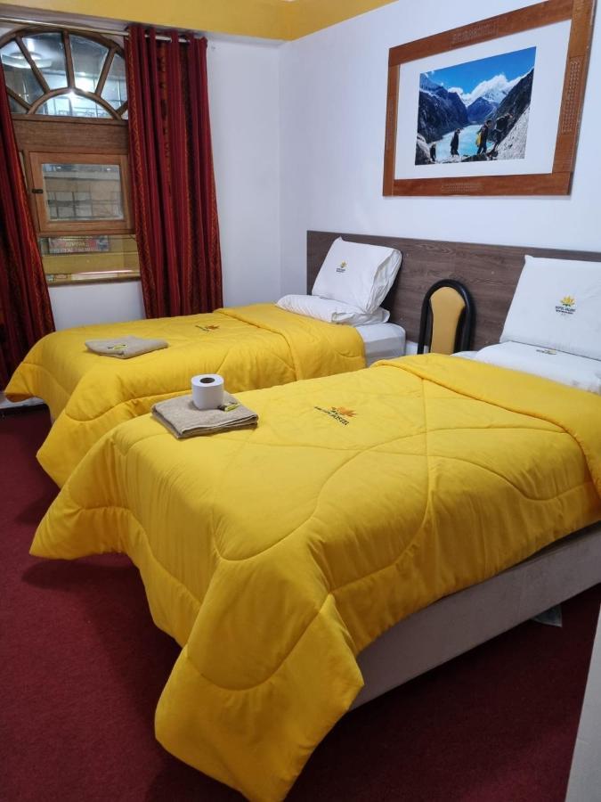 Hotel Valery II Уарас Экстерьер фото