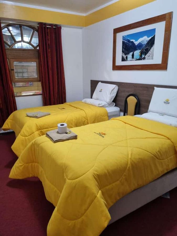 Hotel Valery II Уарас Экстерьер фото